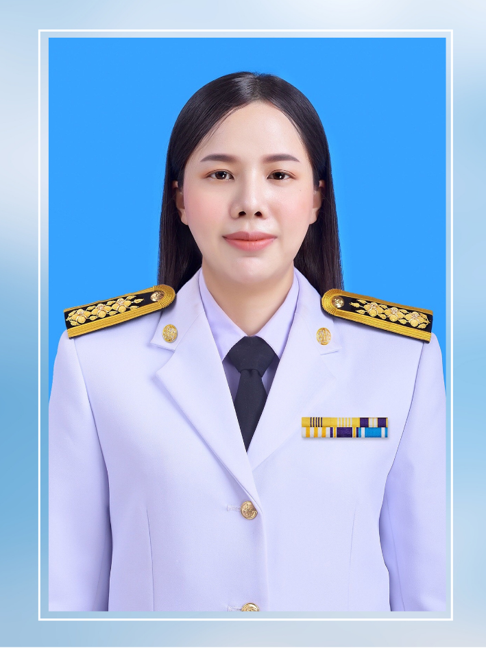 นางสาวลักษมี แซ่ลิ่ม