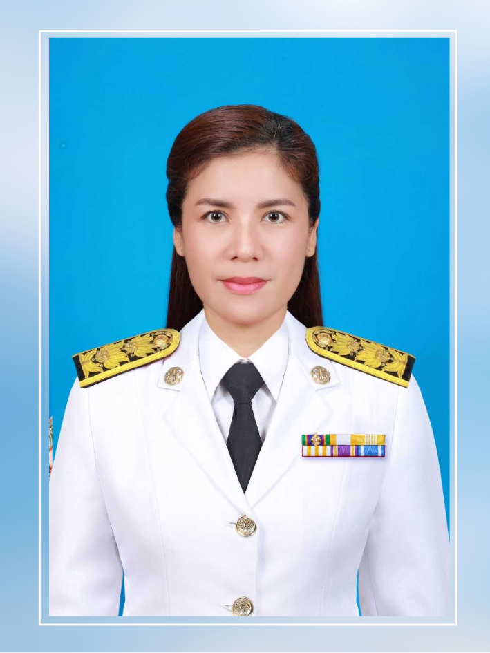นางสาวมุกดา  เพชรรัตน์