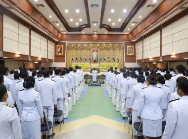 ร่วมพิธีวางพานพุ่มถวายพระราชสักการะแด่พระบาทสมเด็จพระบรมชนกาธิเบศ มหาภูมิพลอดุลยเดชมหาราช บรมนาถบพิตร ... พารามิเตอร์รูปภาพ 4