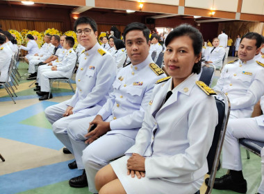เข้าร่วมพิธีวางพวงมาลาถวายสักการะเนื่องในวันคล้ายวันสวรรคตสมเด็จพระนเรศวรมหาราช ... พารามิเตอร์รูปภาพ 3
