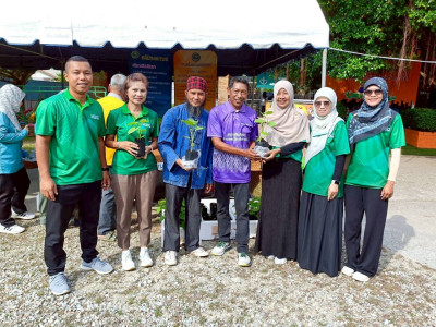 ร่วมจัดกิจกรรมโครงการจัดหน่วยบริการ “จังหวัดเคลื่อนที่” ... พารามิเตอร์รูปภาพ 1