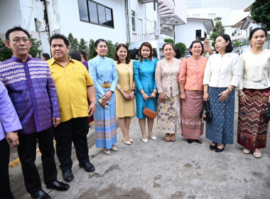 “เข้าร่วมพิธีสักการะสิ่งศักดิ์สิทธิ์ประจำกรมส่งเสริมสหกรณ์ ... พารามิเตอร์รูปภาพ 3