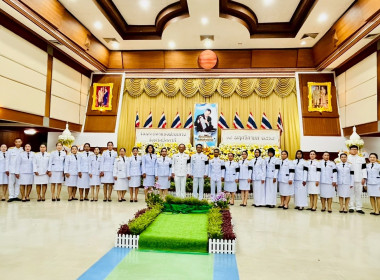 พิธีวางพานพุ่มดอกไม้สดเนื่องในวันพระบิดาแห่งฝนหลวง ประจำปี ... พารามิเตอร์รูปภาพ 10