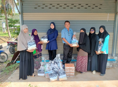 มอบถุงยังชีพให้กับสมาชิกสหกรณ์ที่ได้รับผลกระทบจากอุทกภัยน้ำท่วมในพื้นที่ อำเภอทุ่งยางแดง ... พารามิเตอร์รูปภาพ 3