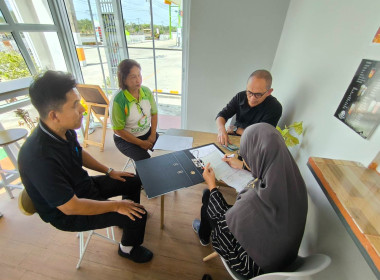 เข้าตรวจติดตามผลการใช้เงินกู้กองทุนพัฒนาสหกรณ์ ของ ... พารามิเตอร์รูปภาพ 1