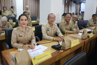 เข้าร่วมประชุมคณะกรมการจังหวัด หัวหน้าส่วนราชการ ครั้งที่ ... พารามิเตอร์รูปภาพ 1