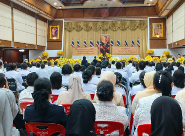 เข้าร่วมพิธีวางพวงมาลาถวายราชสักการะ ... พารามิเตอร์รูปภาพ 4