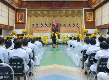เข้าร่วมพิธีวางพวงมาลาถวายราชสักการะ ... พารามิเตอร์รูปภาพ 5