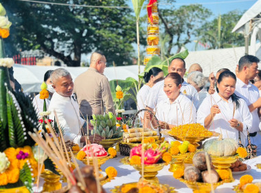 เข้าร่วมพิธีบวงสรวงศาลหลักเมืองปัตตานี ... พารามิเตอร์รูปภาพ 6