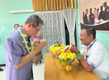 ร่วมกิจกรรมสรงน้ำพระพุทธรูป ... พารามิเตอร์รูปภาพ 2