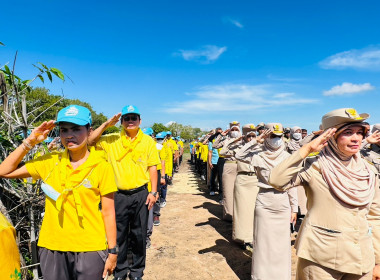 ร่วมพิธีปล่อยพันธ์สัตว์น้ำเนื่องในวันเฉลิมพระชนมพรรษาสมเด็จพระนางเจ้าสิริกิติ์ พระบรมราชินีนาถ พระบรมราชชนนีพันปีหลวง พระชมพรรษา 91 พรรษา ... พารามิเตอร์รูปภาพ 3