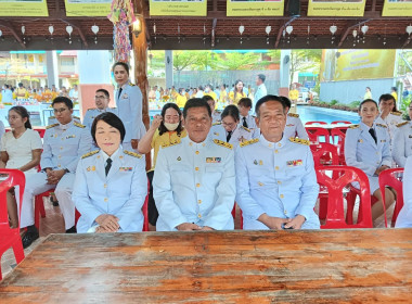 ร่วมในพิธีเจริญพระพุทธมนต์และทำบุญตักบาตร พารามิเตอร์รูปภาพ 3