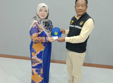 ร่วมมอบหมวกสัญลักษณ์อาสาสมัครสหกรณ์ ... พารามิเตอร์รูปภาพ 6